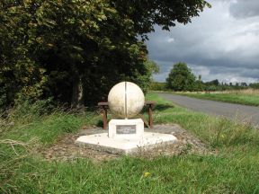 Greenwich Meridian Marker; England; Cambridgeshire; Orwell